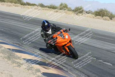 media/Dec-04-2025-Racers Edge (Thu) [[5ebc9f124d]]/3-B Group/7-Session 4 (Turn 10 Inside)/